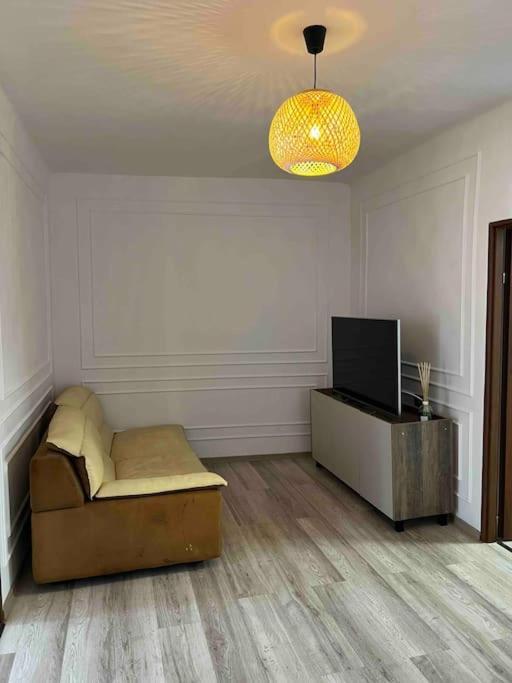 Hidden Gem Apartment In The Center Of The City Braşov Exteriör bild